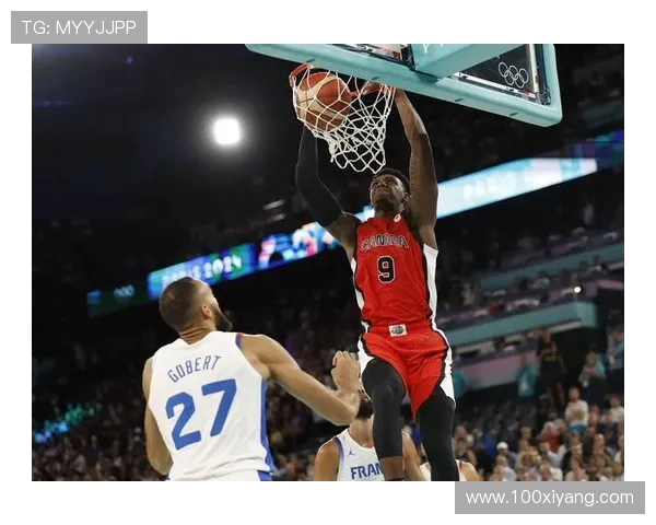 特雷墨菲半场表现抢眼11投6中斩获15分1篮板3抢断展现实力